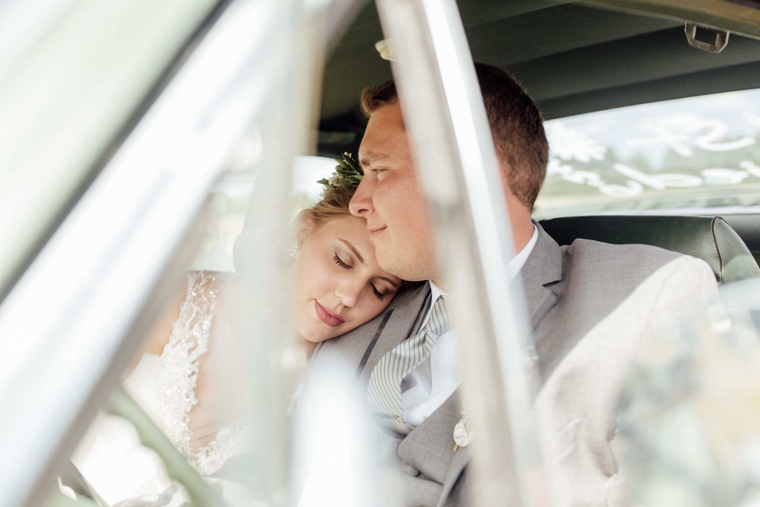 Bride and groom wedding portraits kansas city missouri